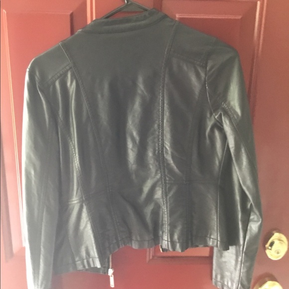Faux leather jacket - Picture 3 of 4